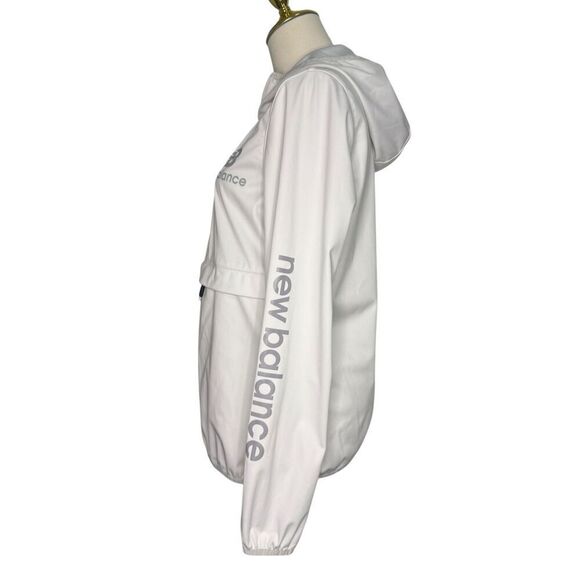 New Balance Women’s Small Windbreaker White Hooded Running Jacket 1/4 Zip - Picture 4 of 7
